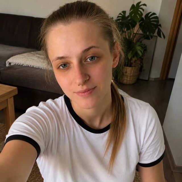 LeaFlirt vor der Webcam